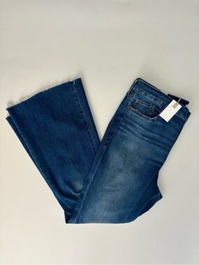 Good American Jeans NWT Good Legs Flare Mid Rise Skinny Fit Indigo1211 Size 22